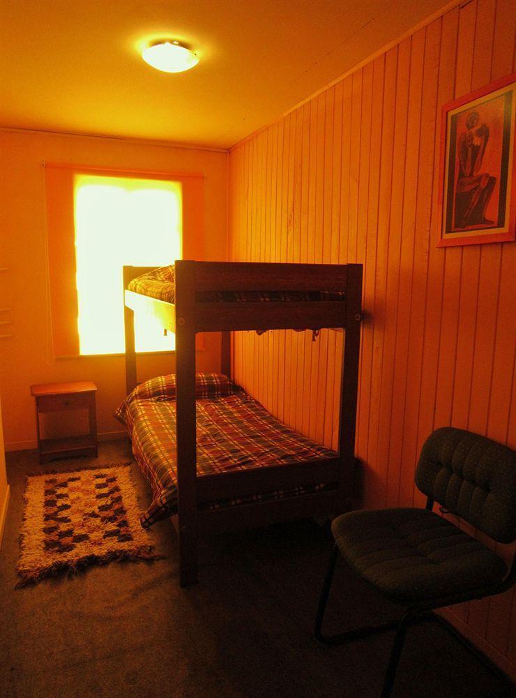 Hostal Torre De Babel Кастро Екстериор снимка